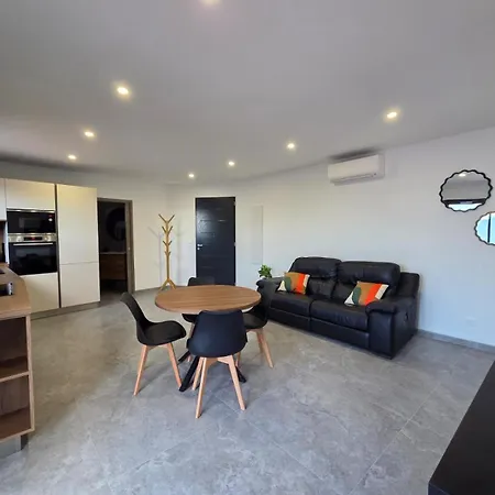 A Piazzetta * Piana (Corsica)